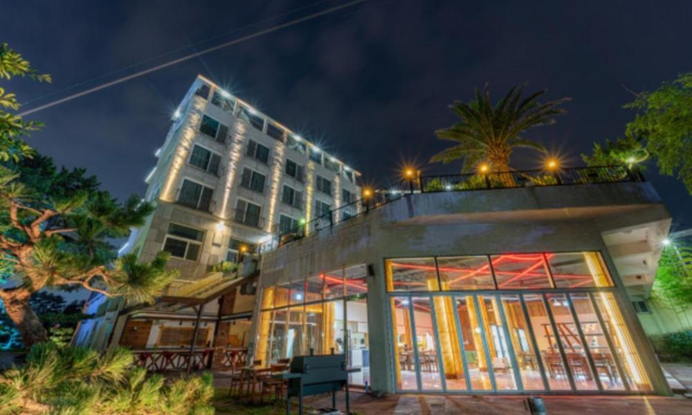 Aurora Hotel Jeju Exterior foto