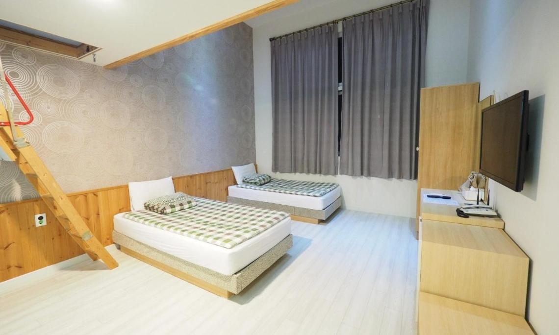 Aurora Hotel Jeju Exterior foto
