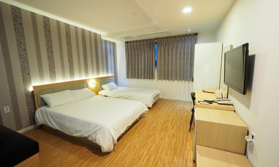 Aurora Hotel Jeju Exterior foto