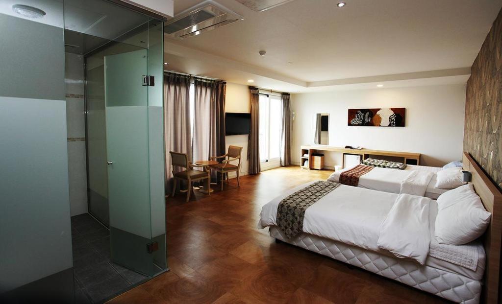 Aurora Hotel Jeju Exterior foto